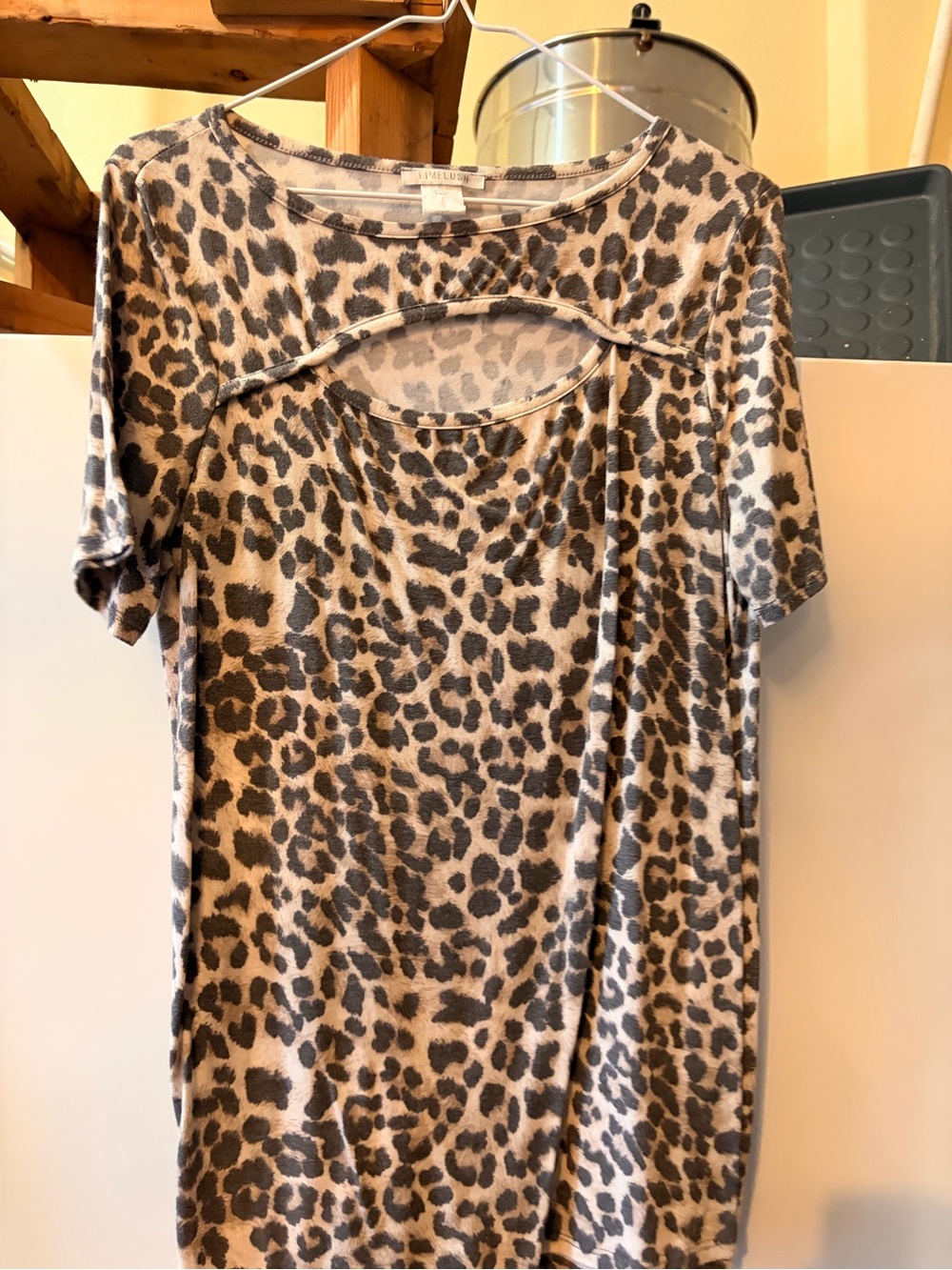 Women’s Taupe Leopard Short Sleeve Cutout Tee